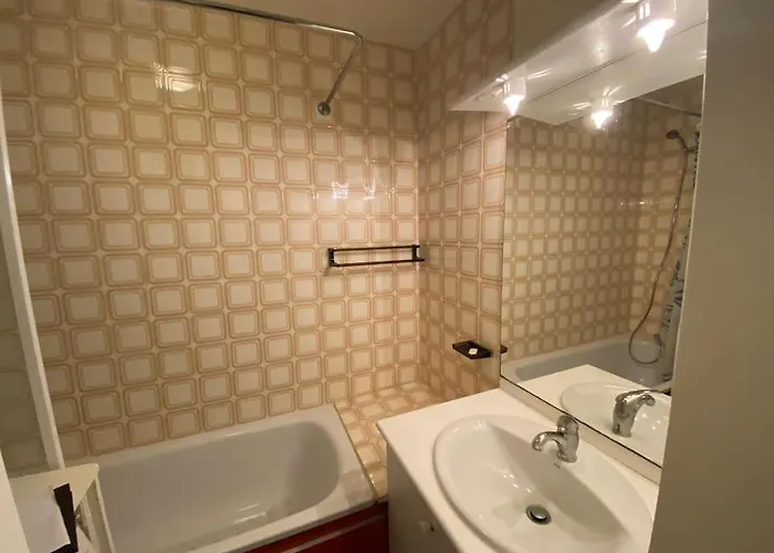 アパート Acces Direct *